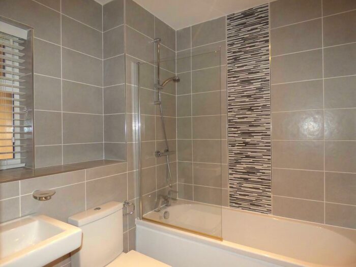 2 Bedroom Apartment To Rent In Warstone Lane, Birmingham, B18