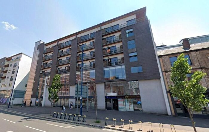 2 Bedroom Flat To Rent In Express Networks, Oldham Road, Manchester, M4