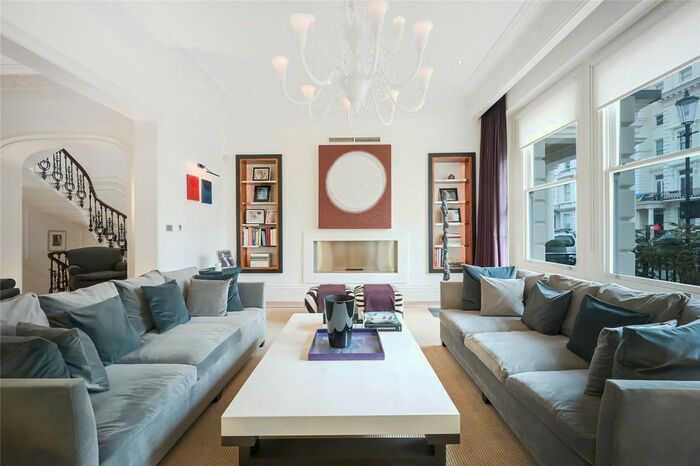 4 Bedroom End Of Terrace House To Rent In Queens Gate Terrace, South Kensington, SW7