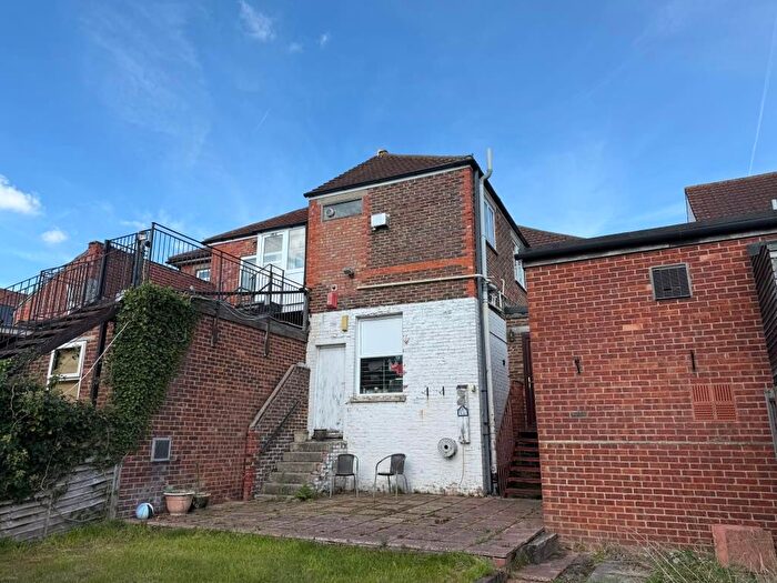 2 Bedroom Flat For Sale In Flat A, Havant Road, Drayton, Portsmouth, PO6