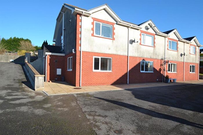 2 Bedroom Apartment To Rent In Thornfield Mews, Heol Eglwys, Pen Y Fai, Bridgend, CF31