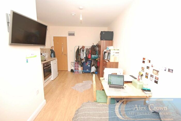 Studio To Rent In Bounds Green Road, Bounds Green, N11