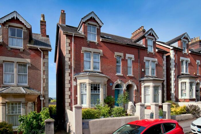 4 Bedroom Town House For Sale In Campbell Road, Salisbury, SP1