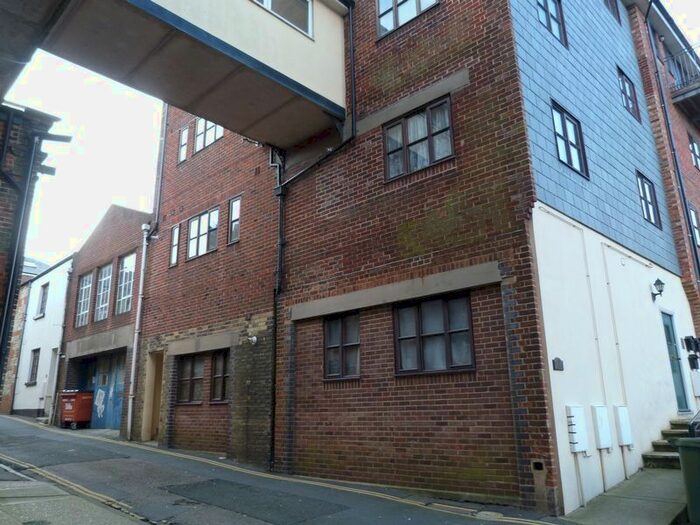 2 Bedroom Flat To Rent In Union Road, Ryde, PO33