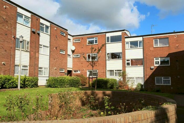 2 Bedroom Flat To Rent In Shelsy Court, Madeley, Telford, TF7