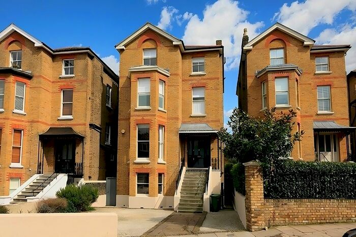 6 Bedroom Detached House To Rent In Onslow Road, Richmond, TW10