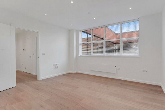 2 Bedroom Flat To Rent In **Limited Offer: Weeks Rent Free - Sunrise Parkway, Milton Keynes, MK14