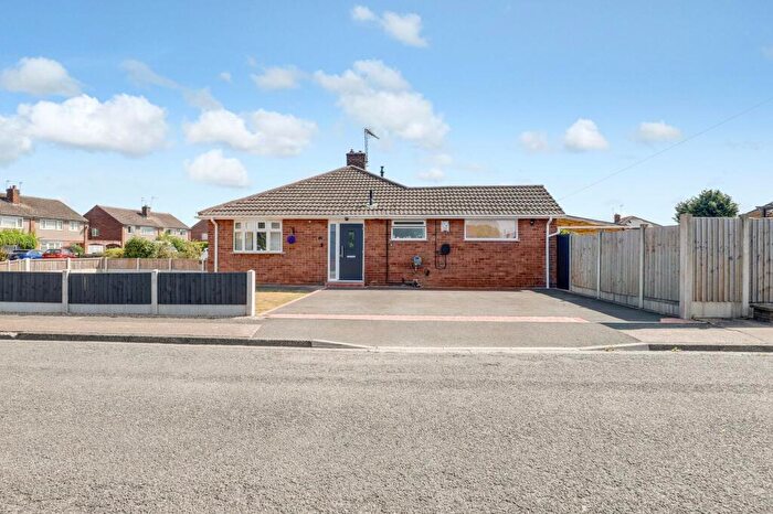 2 Bedroom Detached Bungalow For Sale In Bransdale Close, Long Eaton, NG10
