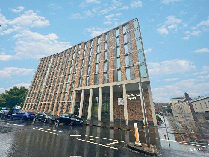 1 Bedroom Apartment To Rent In Burlington Square, Boundary Lane, Manchester, M15