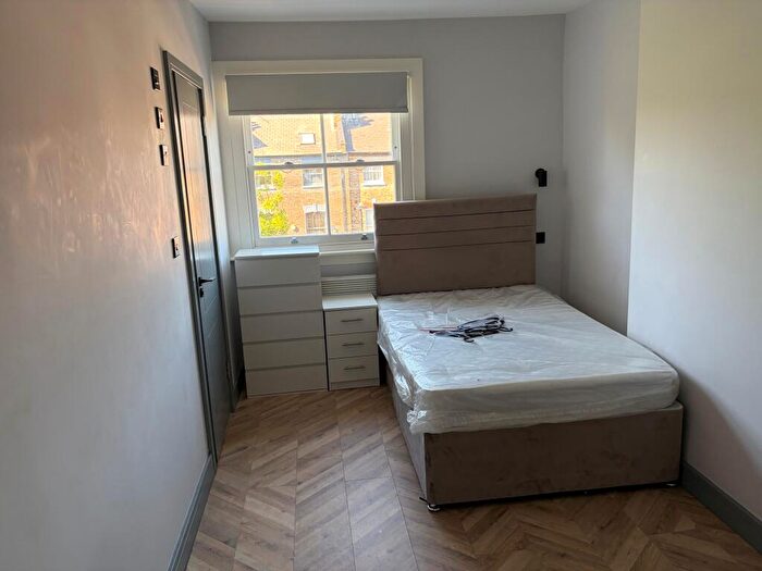 Studio To Rent In Tufnell Park Road, Islington, London, N7