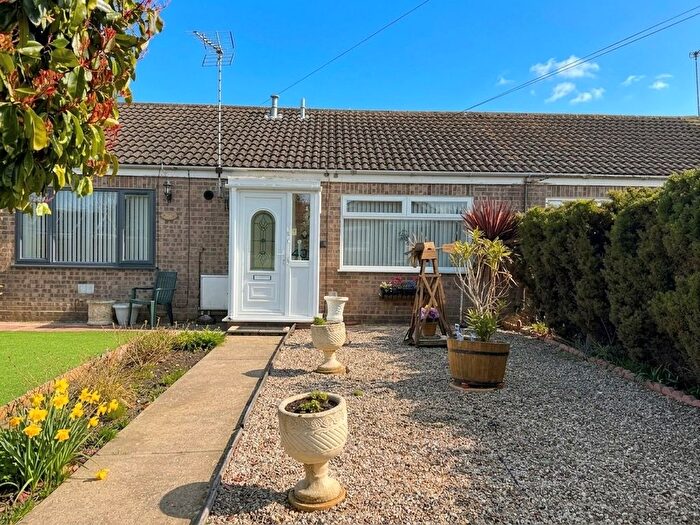 1 Bedroom Terraced Bungalow For Sale In Hopton Gardens, Hopton, NR31
