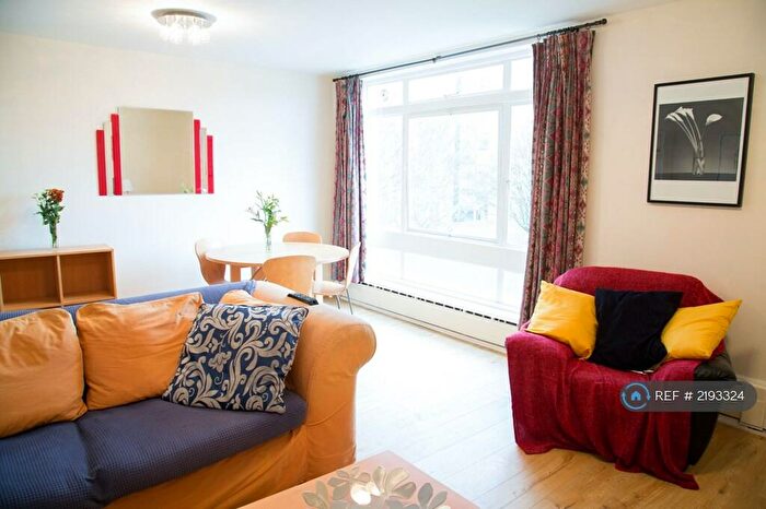 3 Bedroom Maisonette To Rent In Dryden Court, London, SE11