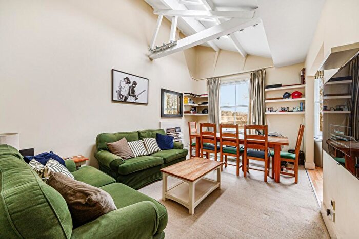 1 Bedroom Apartment To Rent In Finborough Road, SW10