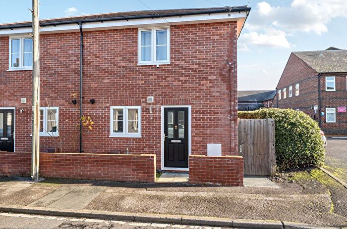 3 Bedroom Semi-Detached House To Rent In Camden Street, Gosport, Hampshire, PO12