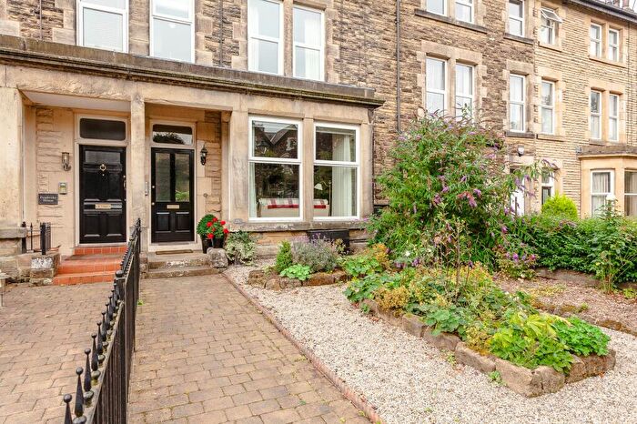 2 Bedroom Apartment To Rent In Franklin Mount, Harrogate, HG1