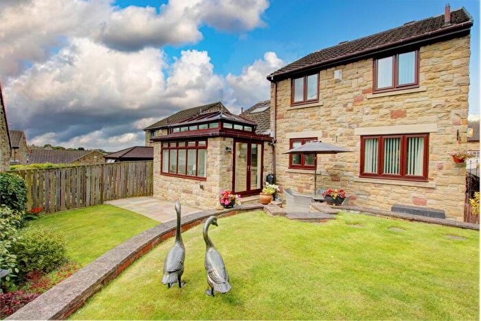 4 Bedroom Detached House For Sale In Oakfields, Burnopfield, Newcastle Upon Tyne, NE16