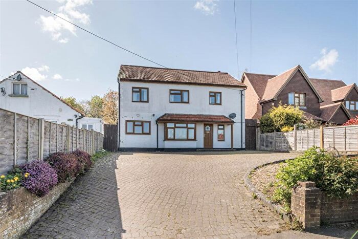 4 Bedroom Detached House For Sale In Yapton Lane, Walberton, BN18