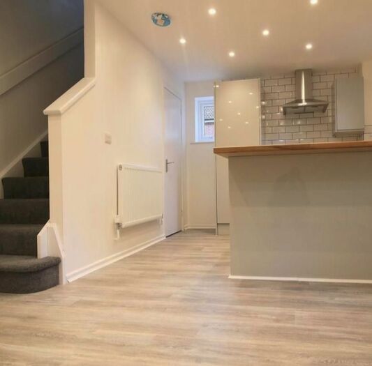 1 Bedroom Terraced House To Rent In Squirrel Drive, Southampton, SO19