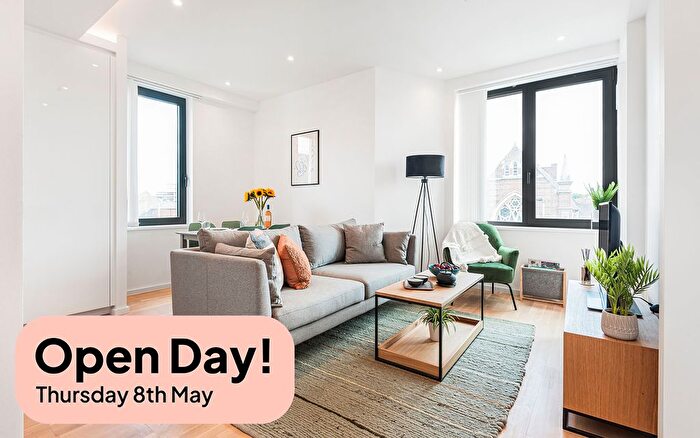 2 Bedroom Flat To Rent In Queens Road, Reading, RG1