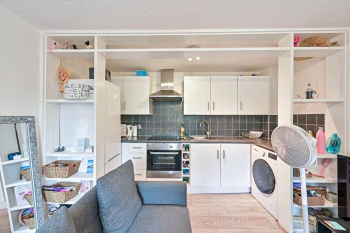 Studio To Rent In Laburnum Close, Friern Barnet, London, N11