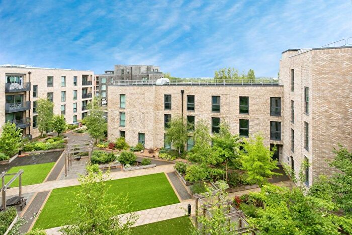 2 Bedroom Flat For Sale In Canal Street, Campbell Park, Milton Keynes, MK9