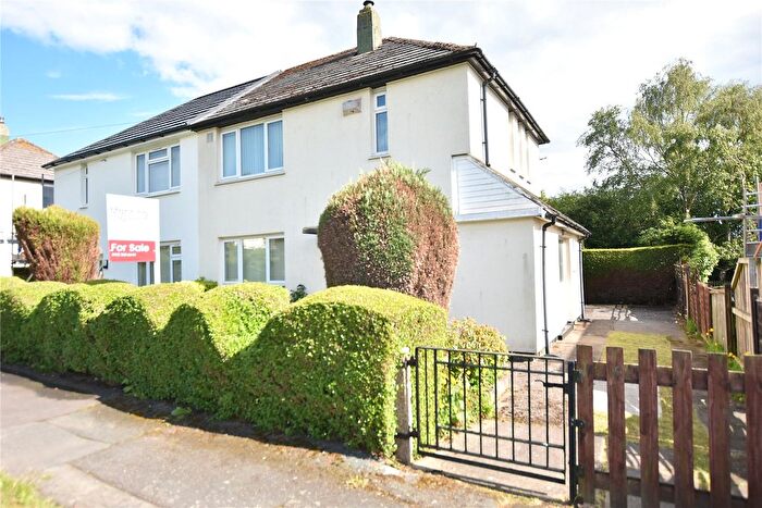 2 Bedroom Semi-detached House For Sale In North Parkway, Leeds, West Yorkshire, LS14
