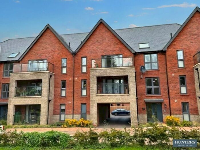 2 Bedroom Flat To Rent In Jenkins Way, Frenchay, Bristol, BS16