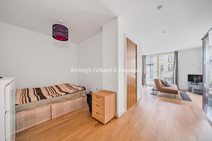 Flat To Rent In Conington Road, Lewisham, London, SE13