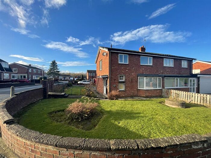 3 Bedroom Semi Detached House For Sale In Arisaig, Ouston, Chester Le Street, DH2