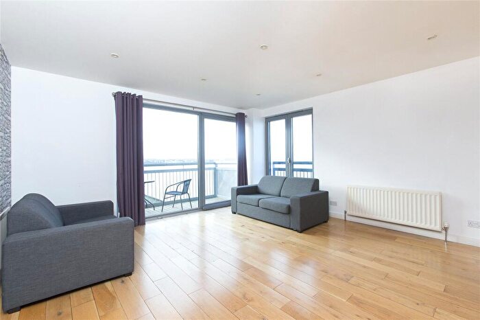 3 Bedroom Flat To Rent In Western Harbour Terrace, Edinburgh, EH6