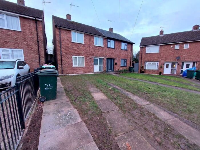 3 Bedroom Semi-Detached House To Rent In Salcombe Close, Coventry, CV3