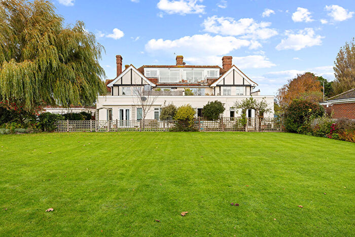 2 Bedroom Flat For Sale In The Fairway, Aldwick Bay Estate, Bognor Regis, West Sussex, PO21