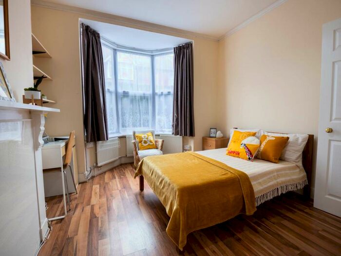 5 Bedroom House To Rent In St Martin's Road, Canterbury, Kent, CT1