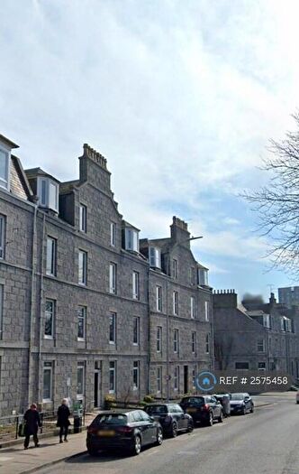2 Bedroom Flat To Rent In Esslemont Avenue, Aberdeen, AB25