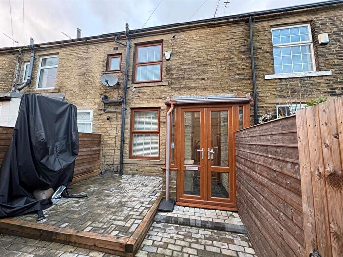 2 Bedroom Terraced House For Sale In Wellington Street, Queensbury, BD13
