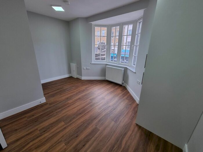 Studio To Rent In Chapel Market, London, N1