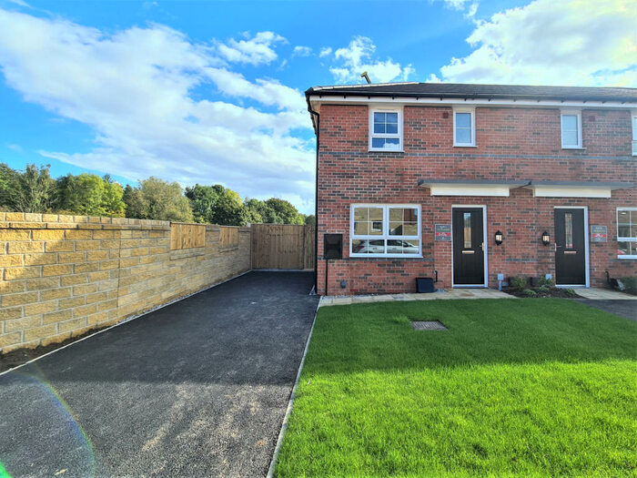 3 Bedroom End Of Terrace House To Rent In Hobby Street, Cottam, Preston, PR4