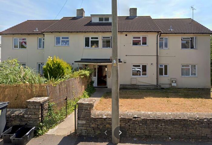 2 Bedroom Flat To Rent In Jubilee Flats, Parkway, Siddington, Cirencester, GL7