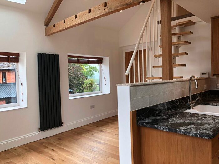 1 Bedroom Flat To Rent In Cutteridge Lane, Whitestone, Exeter, EX4