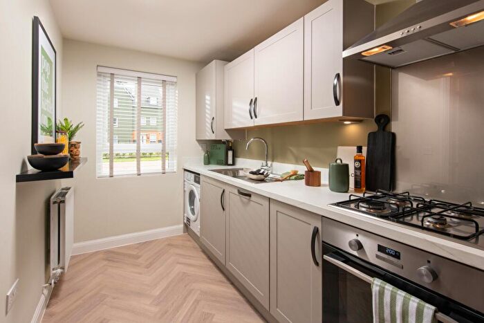 3 Bedroom Semi-Detached House For Sale In Glenvale Park Niort Way Wellingborough, NN8