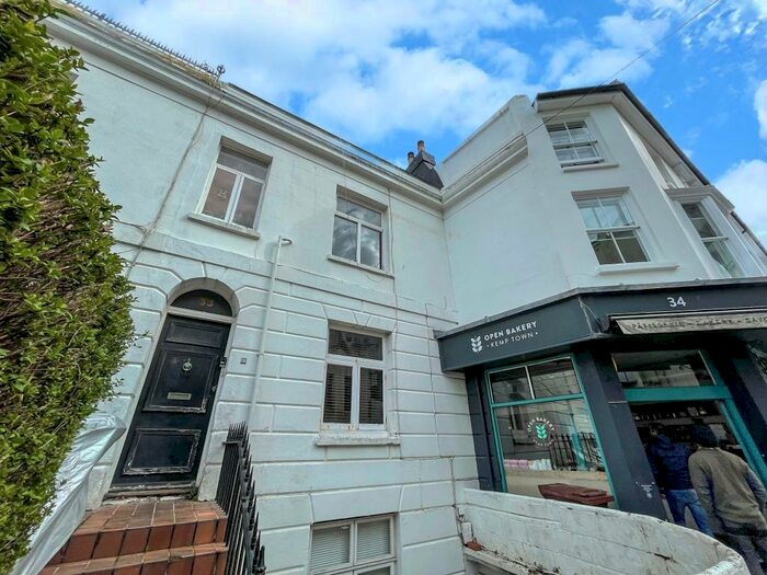 2 Bedroom Flat To Rent In St Georges Road, Brighton, BN2