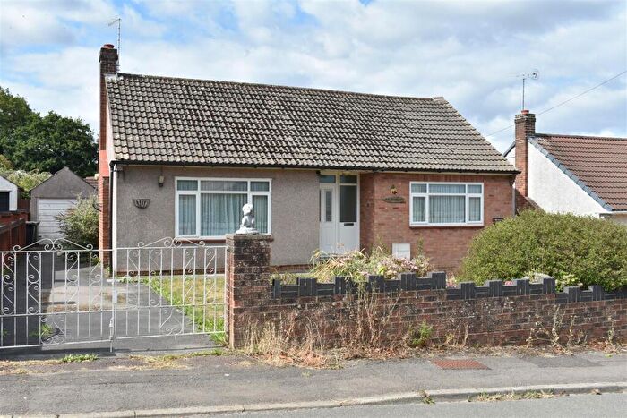 3 Bedroom Detached Bungalow For Sale In Rose Oak Lane, Coalpit Heath, Bristol, BS36