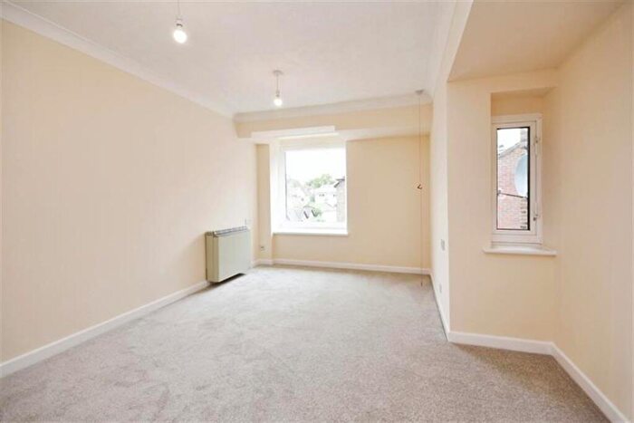 1 Bedroom Retirement Property To Rent In Hedingham Place, Spring Way, Off Swan Street, Sible Hedingham, Halstead, CO9