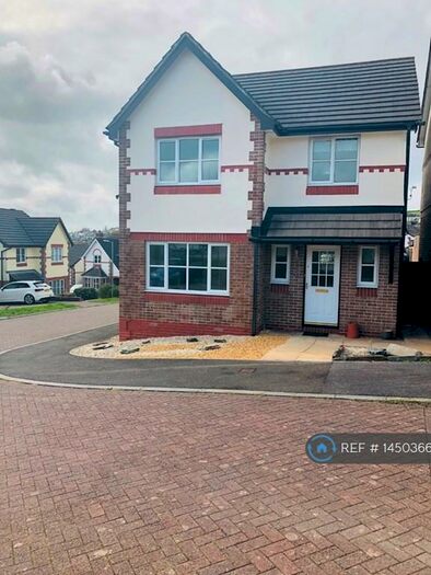 3 Bedroom Detached House To Rent In Century Close, St Austell, PL25