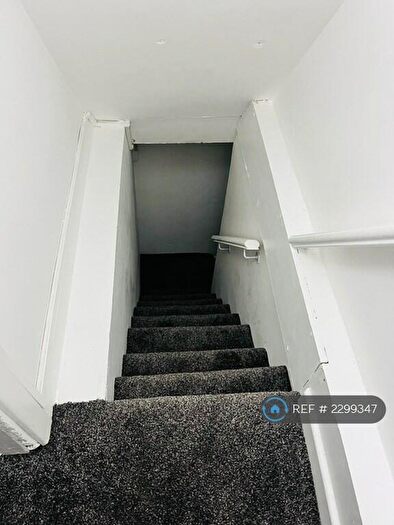 5 Bedroom Terraced House To Rent In Newington Road, Sheffield, S11