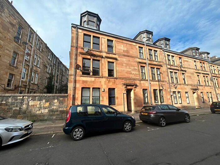 2 Bedroom Flat To Rent In Argyle Street, Paisley, PA1