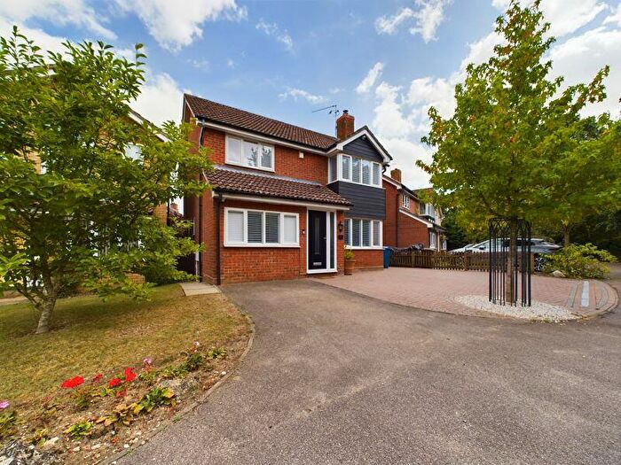 4 Bedroom Detached House For Sale In Thistledown Drive, Ixworth, IP31