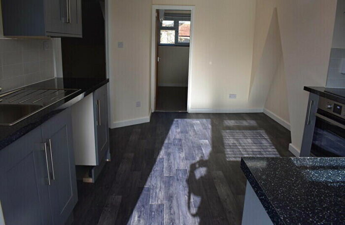 2 Bedroom Apartment To Rent In Central Yeovil, Somerset, BA20
