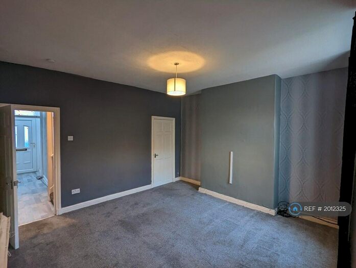 2 Bedroom Terraced House To Rent In Granville Street, Briercliffe, Burnley, BB10