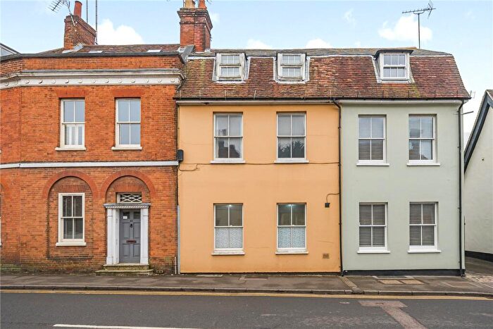 3 Bedroom Town House For Sale In West Street, Farnham, Surrey, GU9